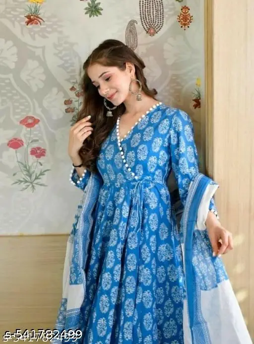T POMPOM BLUE_ ^